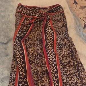 Tribal  Patterned  Wrap Maxi Skirt.